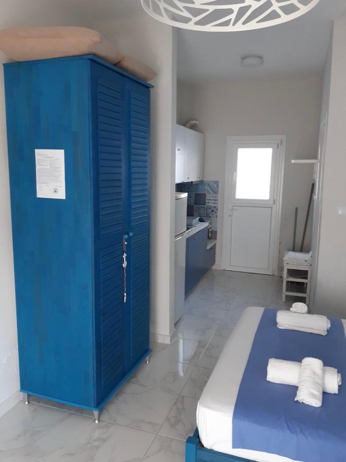 Victoria'S Blue Studios Siviri Exterior photo